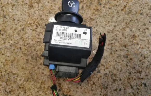 Mercedes-Benz A W169 Ignition lock 1695451508