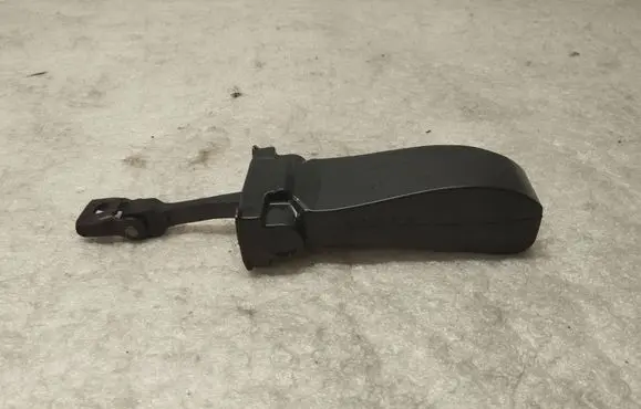 Skoda Superb B8 (3V) Front door check strap stopper 3V0837267