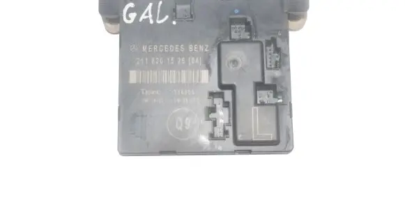 Mercedes-Benz E W211 Door control unit/module 2118201526 356805 040105