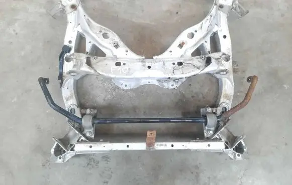 BMW 5 F10 F11 Front subframe 550226168