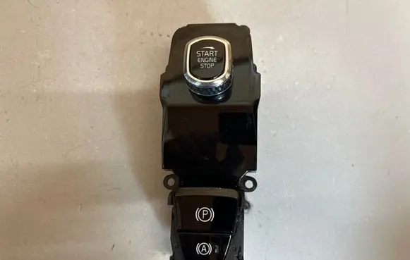 Engine start stop button switch