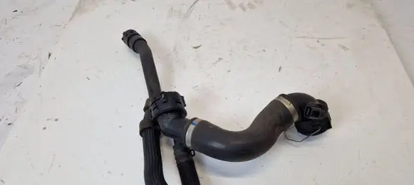 Land Rover Range Rover Evoque L538 Engine coolant pipe/hose GJ328286BB