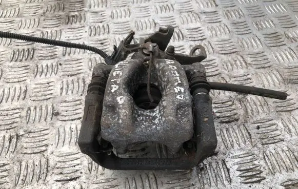 Alfa Romeo Giulietta Rear brake caliper