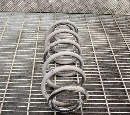 Toyota Prius (XW30) Rear coil spring
