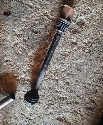 Volkswagen Touran III Front driveshaft 3Q0407272AT