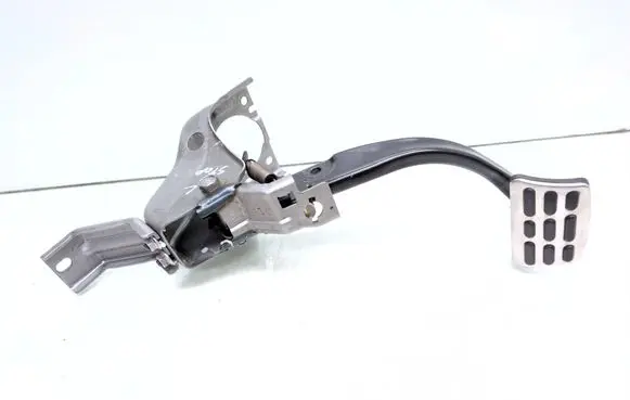 Hyundai i40 Brake pedal 328003Z410