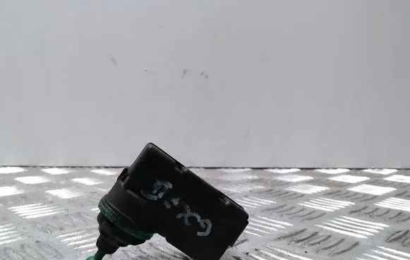 Volkswagen Golf IV Headlight level adjustment motor 1J0941295F