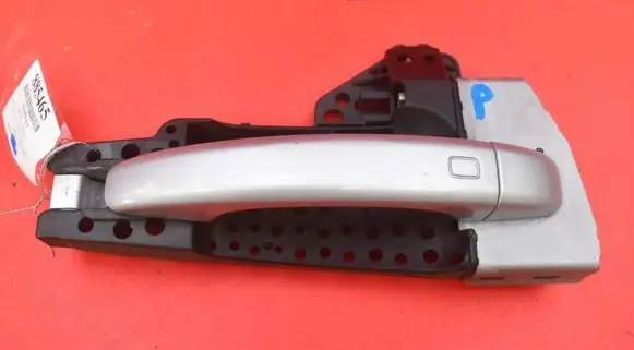 Audi A1 Front door exterior handle 8T2837886B