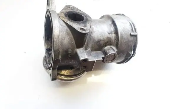 Volkswagen Touareg I Throttle valve 070128070c 070128070f