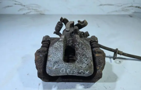 Toyota Auris E180 Rear brake caliper 0204L67276 L65164 4785002281