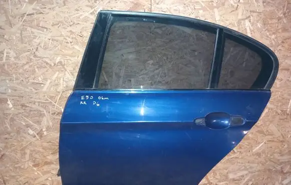 BMW 3 E90 E91 Rear door 