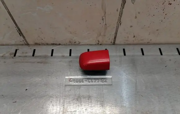 Volvo V50 Loading door cover/cap 30663673
