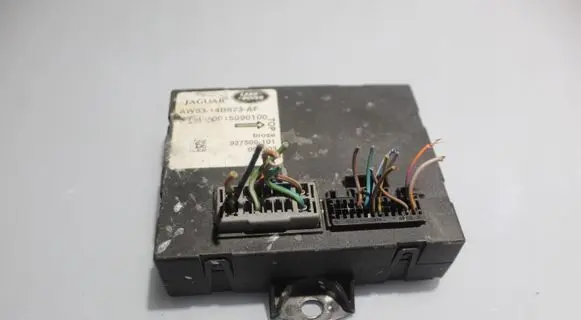 Jaguar XJ X351 Central body control module AW9314B673AF