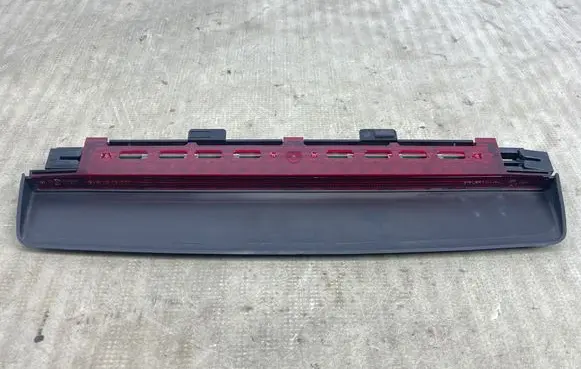 BMW 5 F10 F11 Third/center stoplight 7230799 7230801