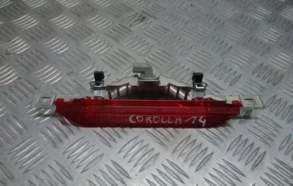 Toyota Corolla E120 E130 Third/center stoplight