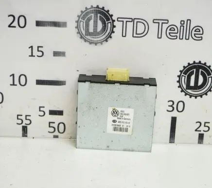 Volkswagen Caddy Voltage converter/converter module 1K0919041
