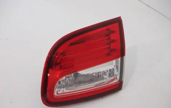 Citroen C4 Aircross Tailgate rear/tail lights 13237166