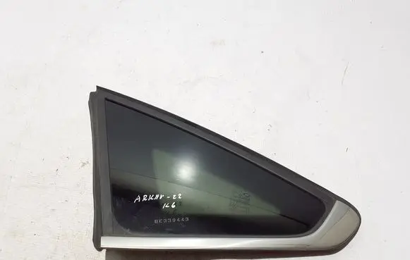 Renault Arkana Rear side window 833073837R