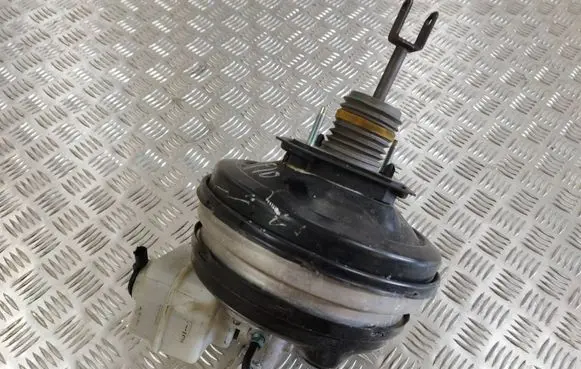BMW 5 F10 F11 Brake booster 6796726 AC11 14B1712T1399