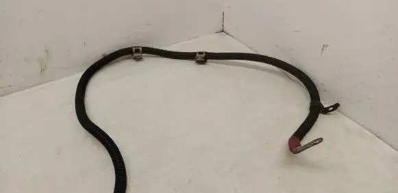 Mercedes-Benz GL X164 Positive cable (battery)