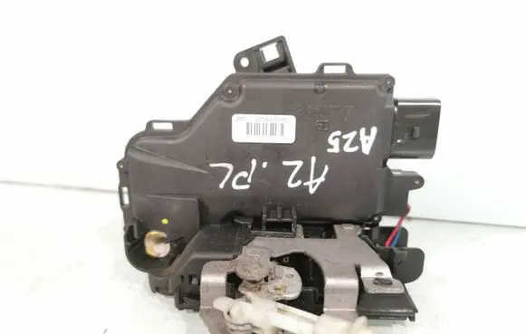 Audi A2 Front door lock 8Z2837016D