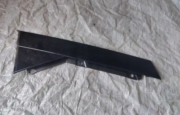 Audi A4 S4 B9 8W Rear door glass trim molding 8W9839904A