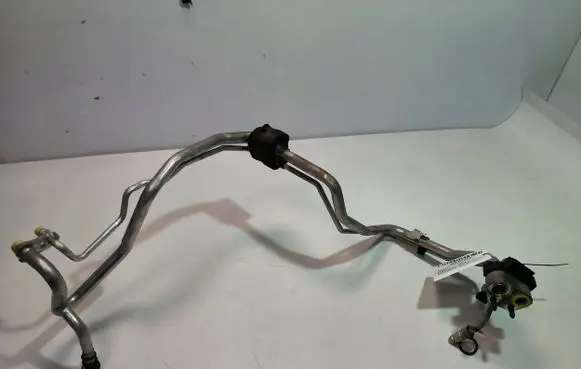Volvo V60 Air conditioning (A/C) pipe/hose 31267980