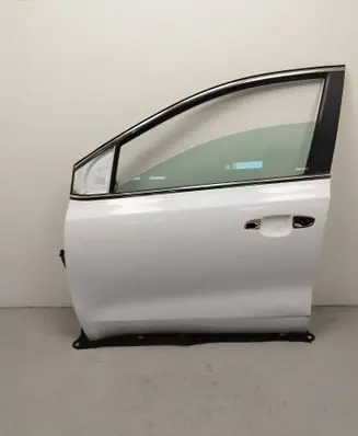KIA Sportage Front door 