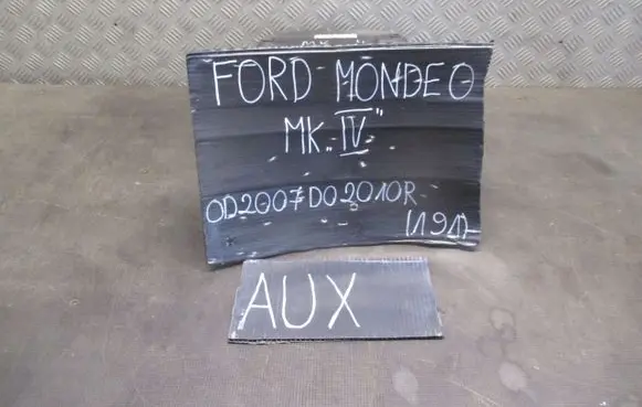 Ford Mondeo MK IV Glove box central console 