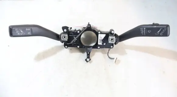Skoda Octavia Mk2 (1Z) Light switch