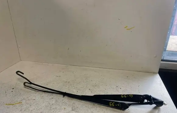Volkswagen Golf IV Front wiper blade arm 1J1955410A 1J1955409A