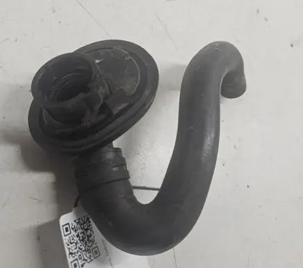 Mercedes-Benz C W203 Engine coolant pipe/hose 2038302596