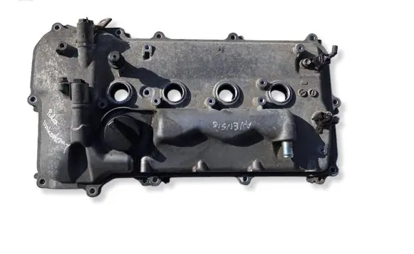 Toyota Avensis T270 Rocker cam cover 