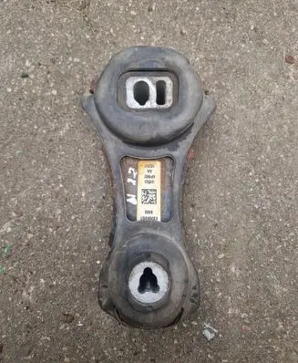 Ford Explorer V Gearbox mounting bracket GB536P082AA