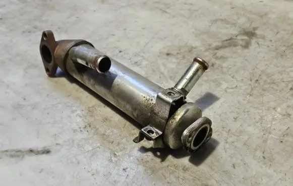 Ford Mondeo Mk III EGR valve cooler 2S7Q9F464AA