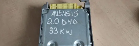 Toyota Avensis T250 Airbag control unit/module 8917005190
