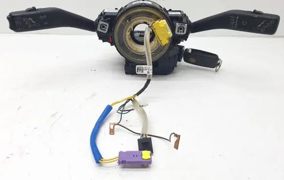 Volkswagen Golf V Headlight wiper switch 