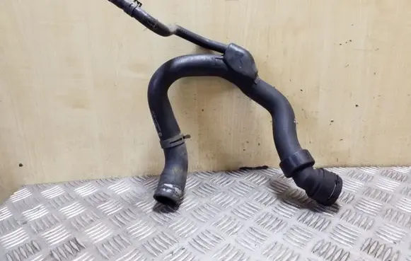 Audi A6 S6 C5 4B Engine coolant pipe/hose 4B0121101G