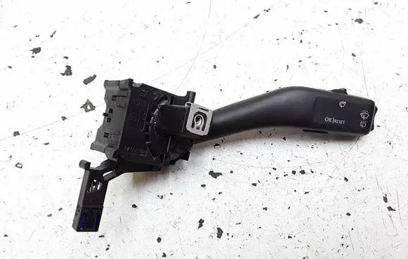 Volkswagen Golf V Wiper control stalk 1K0953519A 01203506 20350661205024