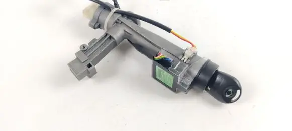 SsangYong Rexton Ignition lock 8711032001
