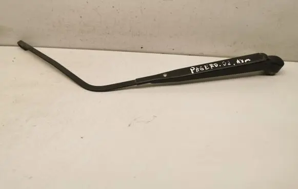 Mitsubishi Pajero Rear wiper blade arm