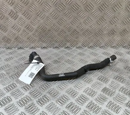 Volvo XC90 Engine coolant pipe/hose 32339327