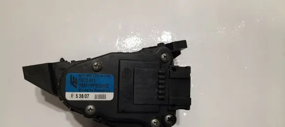 Seat Alhambra (Mk1) Accelerator throttle pedal 7M4723507E