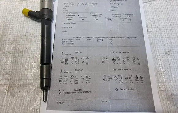 Opel Astra K Fuel injector 55585167