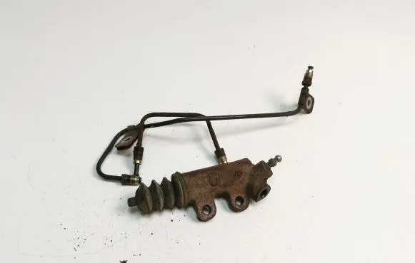 Clutch slave cylinder