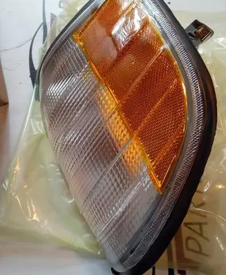 Mercedes-Benz ML W166 Front indicator light MB2520106 3401505