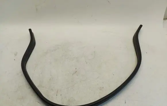 BMW 2 Active Tourer U06 Wiper trim 8737151