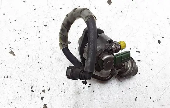 Lexus IS 220D-250-350 Fuel injection high pressure pump 2348031020 J13003831
