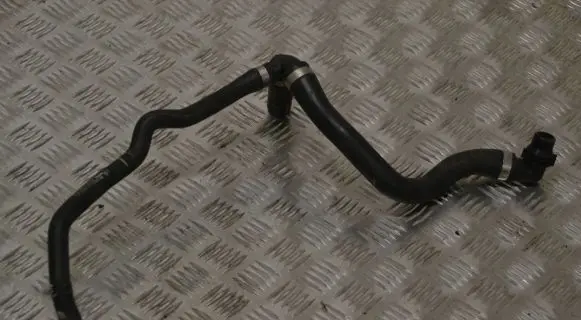 Mercedes-Benz C W205 Engine coolant pipe/hose A2058300203