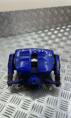 Volkswagen PASSAT B8 Front brake caliper